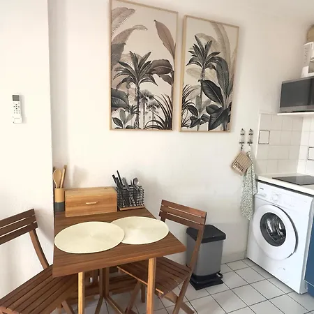 T2 A Avec Terrasse Et Parking, Acces Direct A La - Fr-1-309-514 Appartement Collioure
