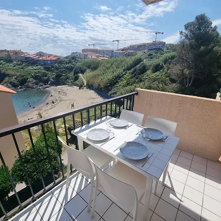 T2 A Avec Terrasse Et Parking, Acces Direct A La - Fr-1-309-514